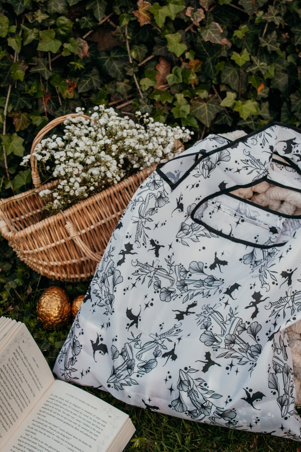 Ivory Swords | Reusable Bookish Foldable Grocery Tote Bag